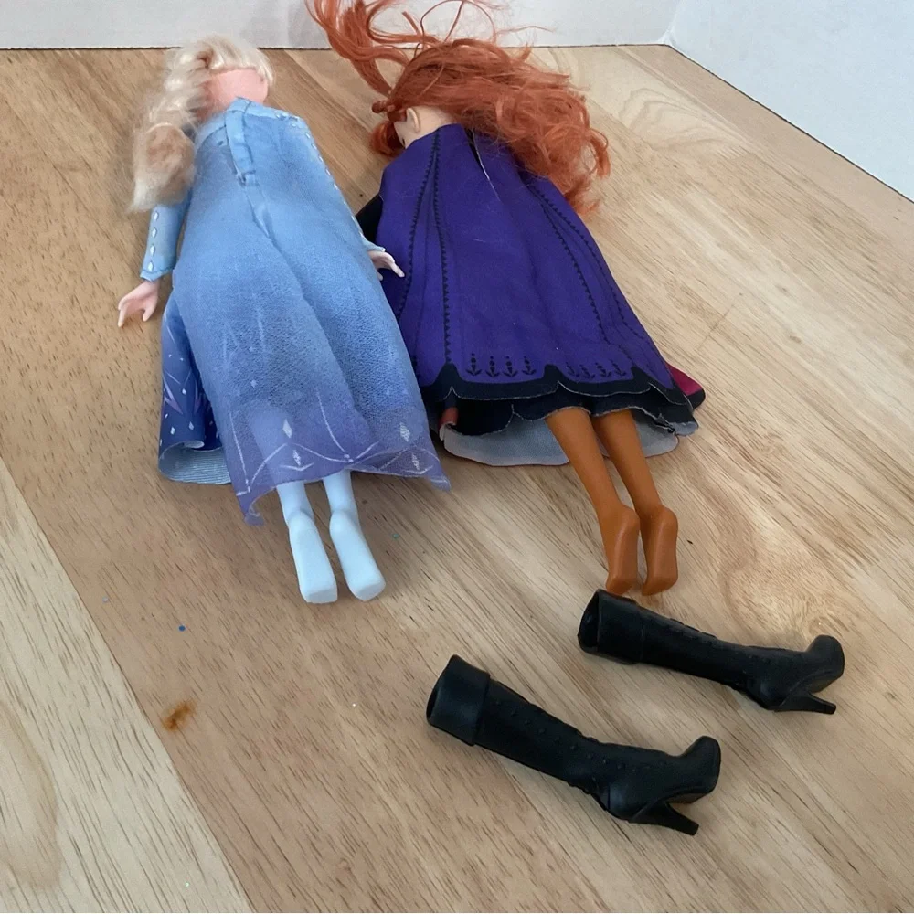 Lot x2 2019 Hasbro Disney Frozen 2 Elsa & Anna Princess Fashion Dolls w Clothes
